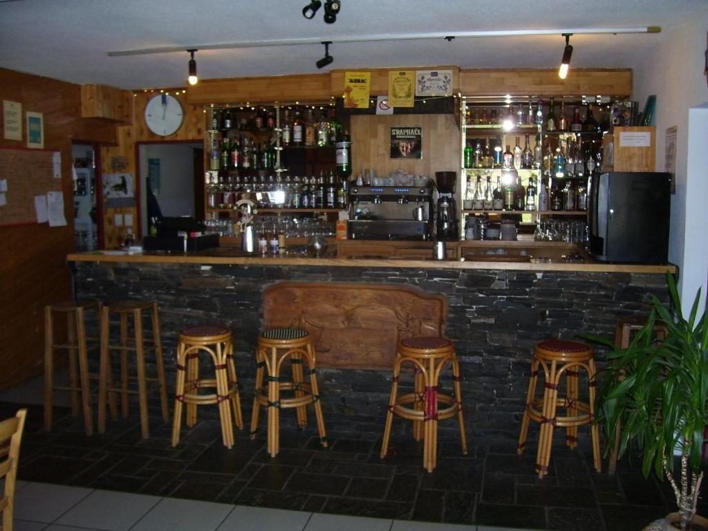 Hotel Le Refuge Mas-dʼOrcières Extérieur photo